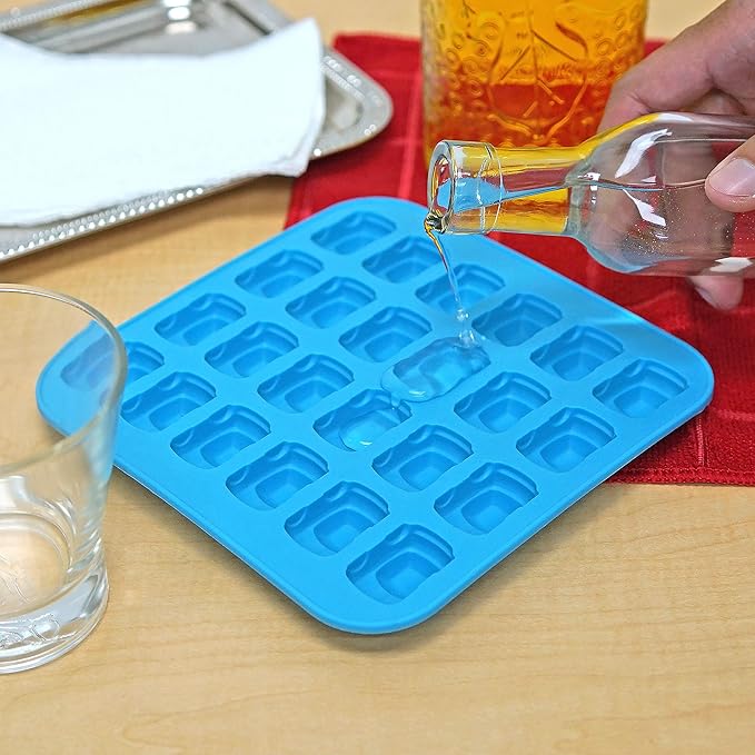 Creative Car Shape Silicone Ice Cube Tray – 20-Cavity BPA-Free Mold for Ice, Candy, Jelly, Chocolate & DIY Desserts